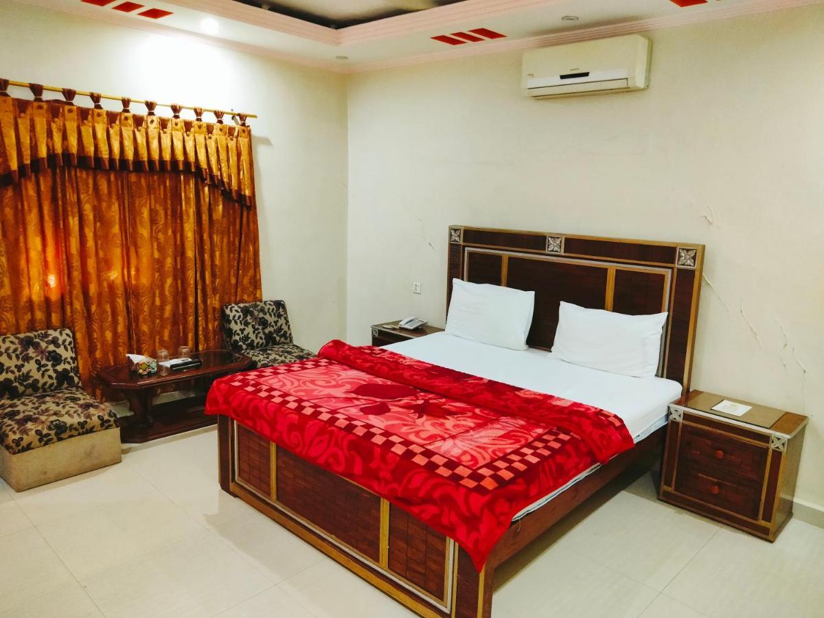 New Royal Residency Pechs Hotel Karachi Exterior foto